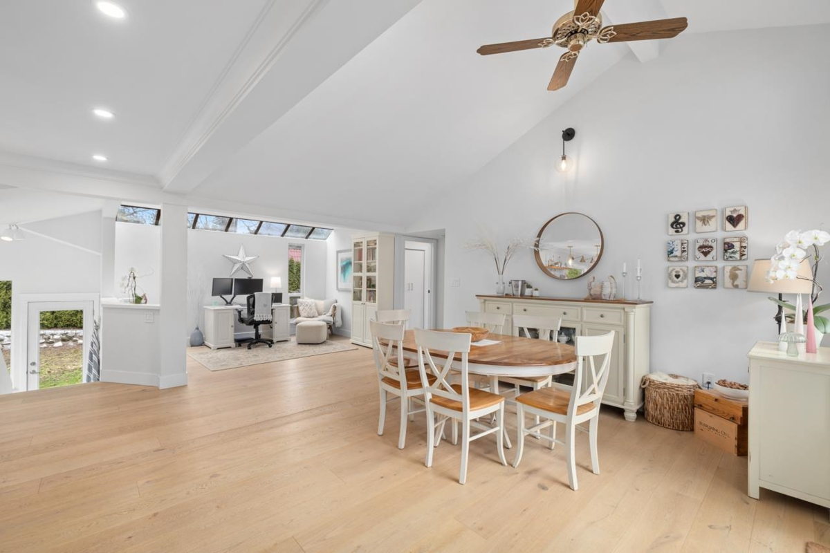 Primary Bedroom Photo of 2524 Bendale Road, North Vancouver, BC