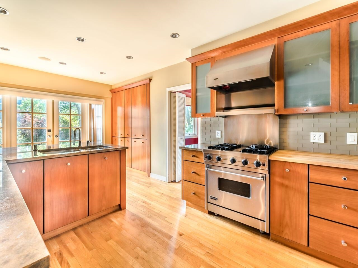 Breakfast Nook Photo of 5810 Cartier Street, Vancouver, BC