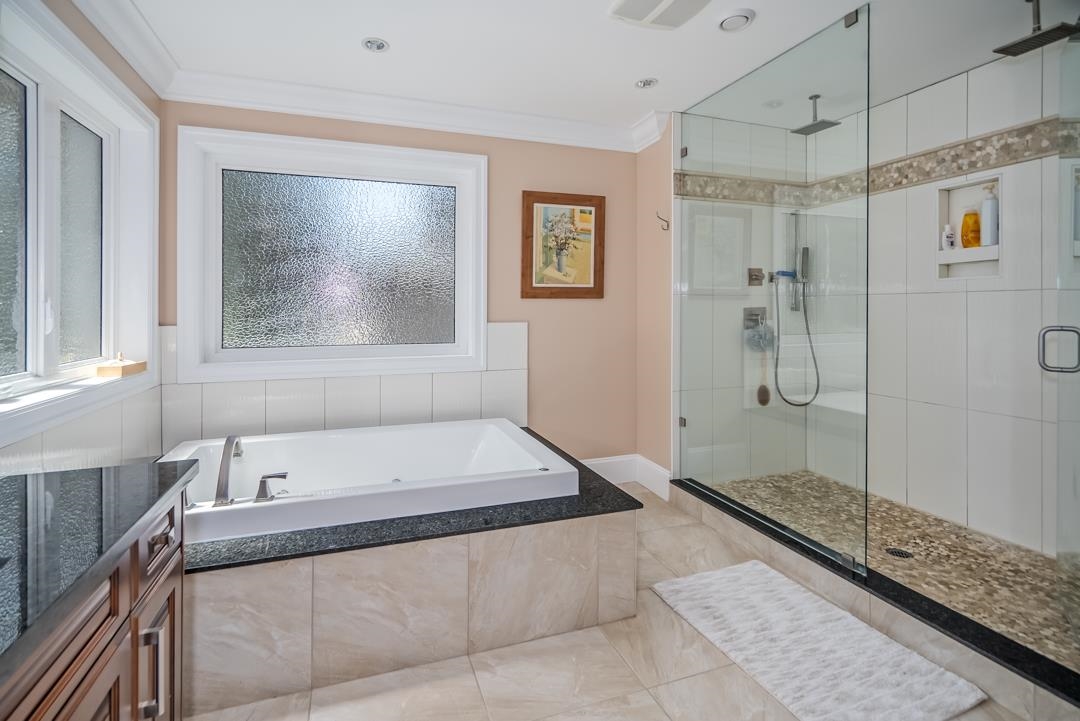 Garden / Landscaping Photo of 836 Sprice Avenue, Coquitlam, BC