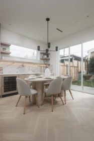 2 2130 E 2nd Avenue, Vancouver, BC