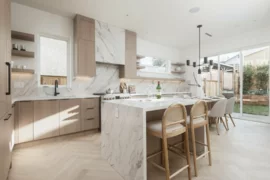 2 2130 E 2nd Avenue, Vancouver, BC