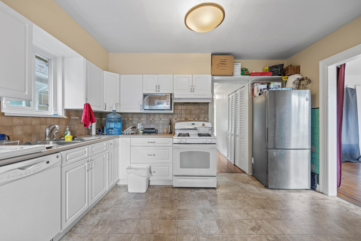 Bedroom 2 Photo of 3579 W 18th Avenue, Vancouver, BC