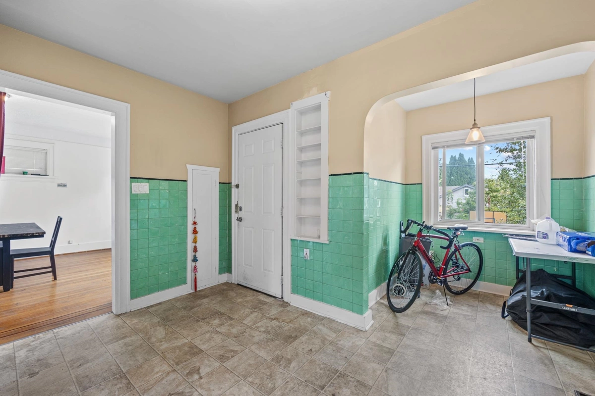 Powder Room Photo of 3579 W 18th Avenue, Vancouver, BC