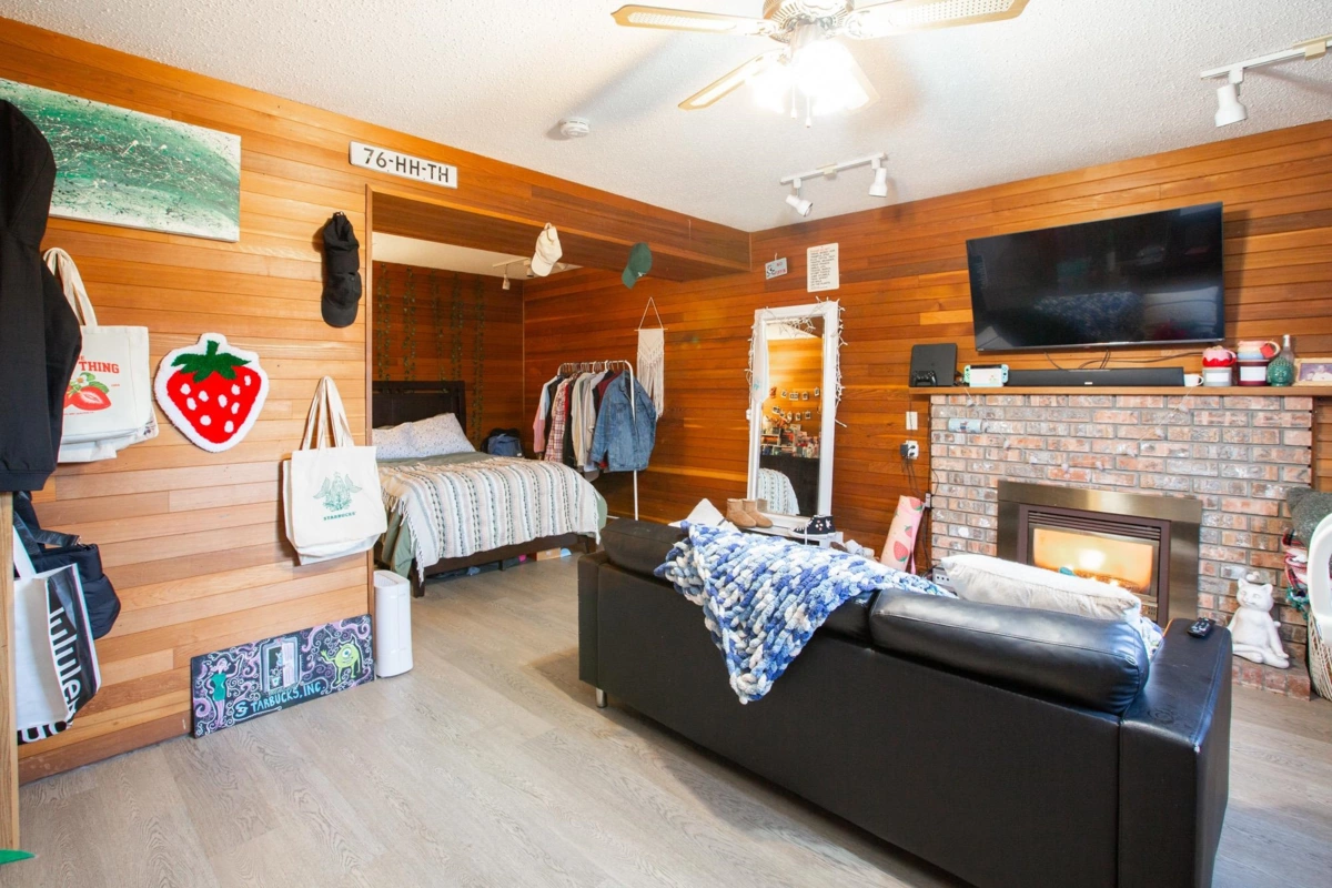 Garage Interior Photo of 6221 175a Street, Surrey, BC