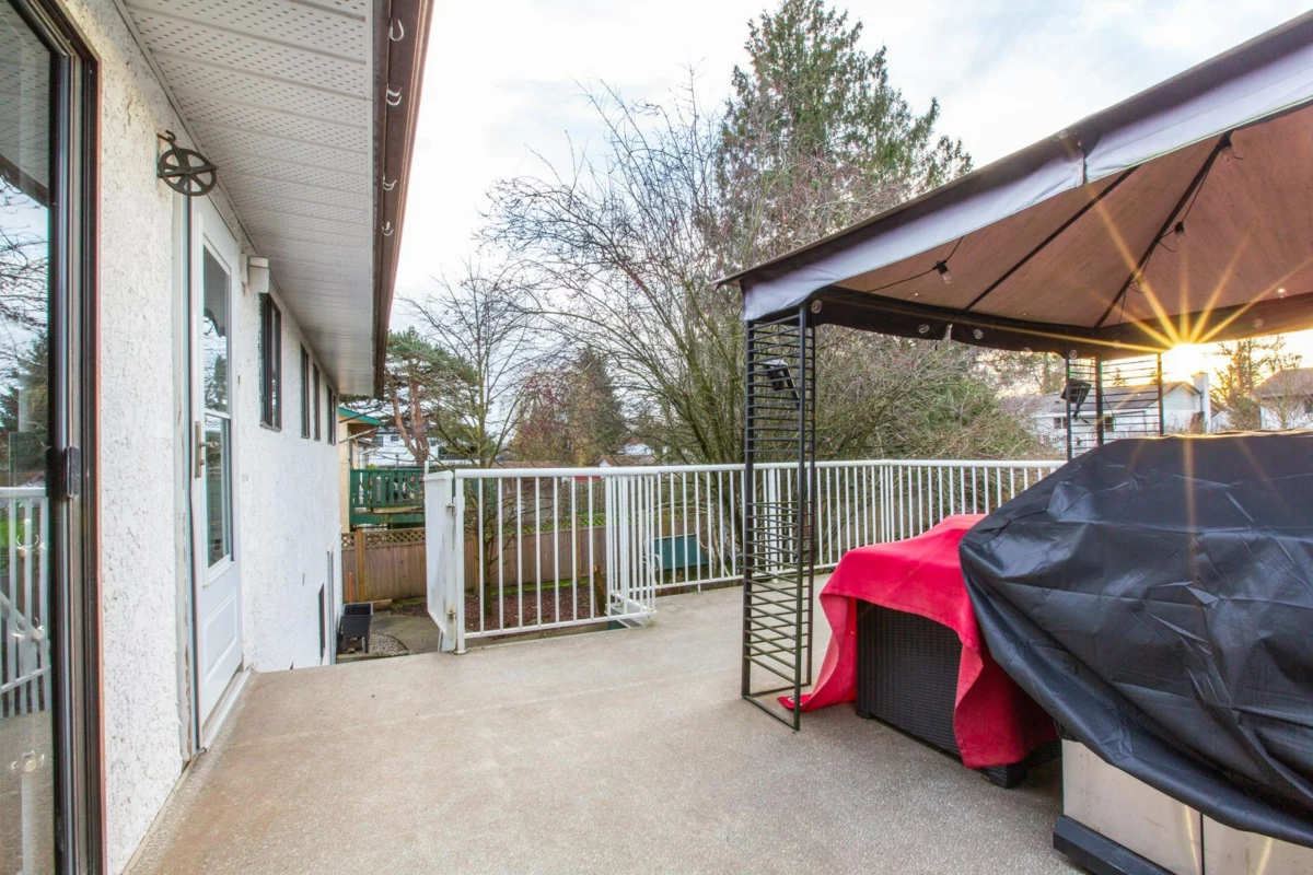 Outdoor Kitchen Photo of 6221 175a Street, Surrey, BC