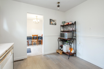 Primary Bathroom Photo of 6221 175a Street, Surrey, BC