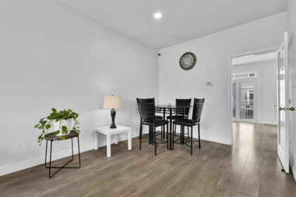 Kitchen Island Photo of 27 6518 121 Street, Surrey, BC