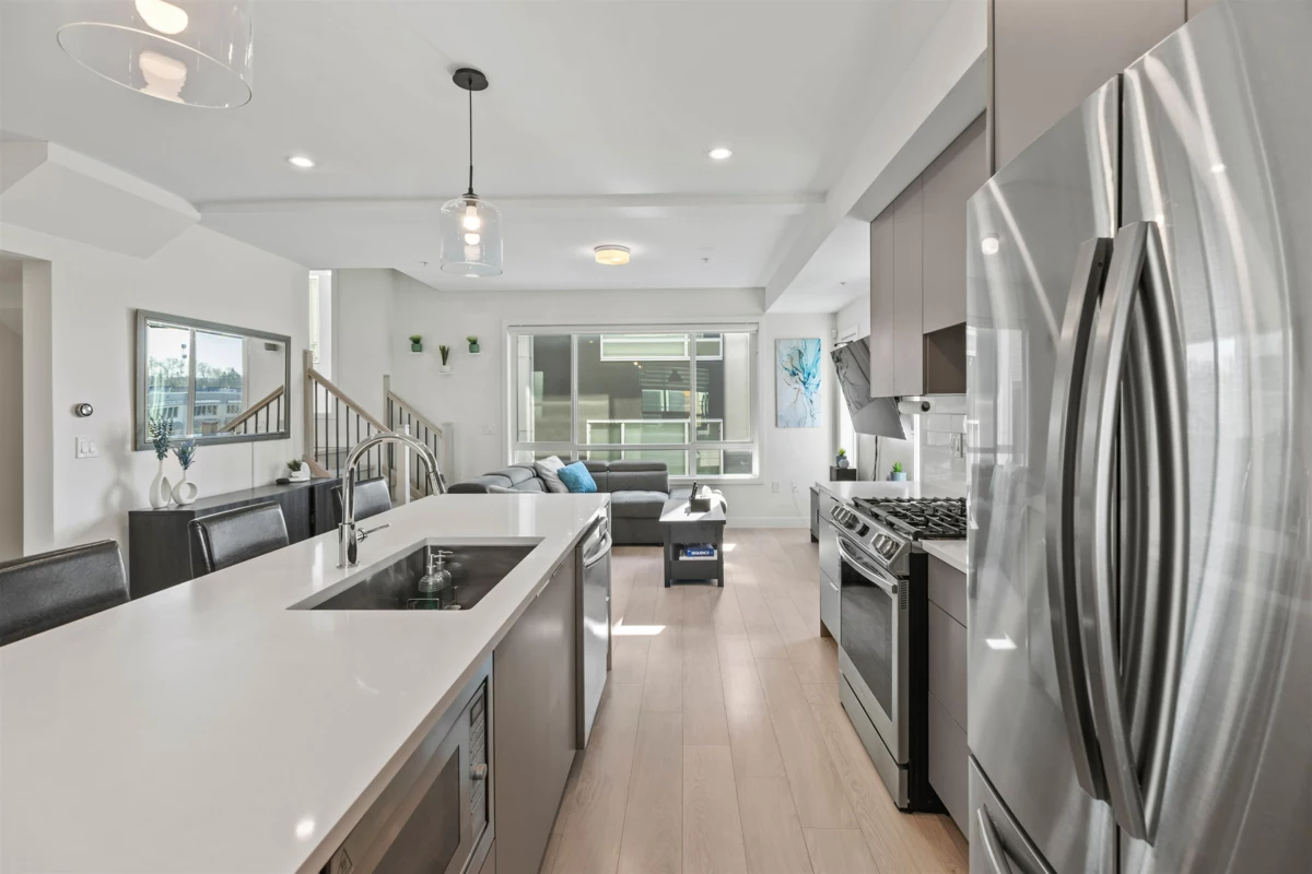 Dining Area Photo of 22 19628 55a Avenue, Langley, BC