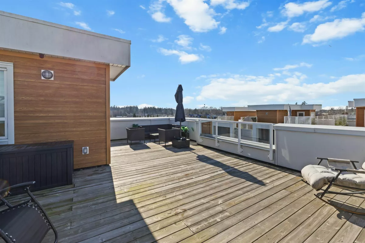 Hallway Photo of 22 19628 55a Avenue, Langley, BC