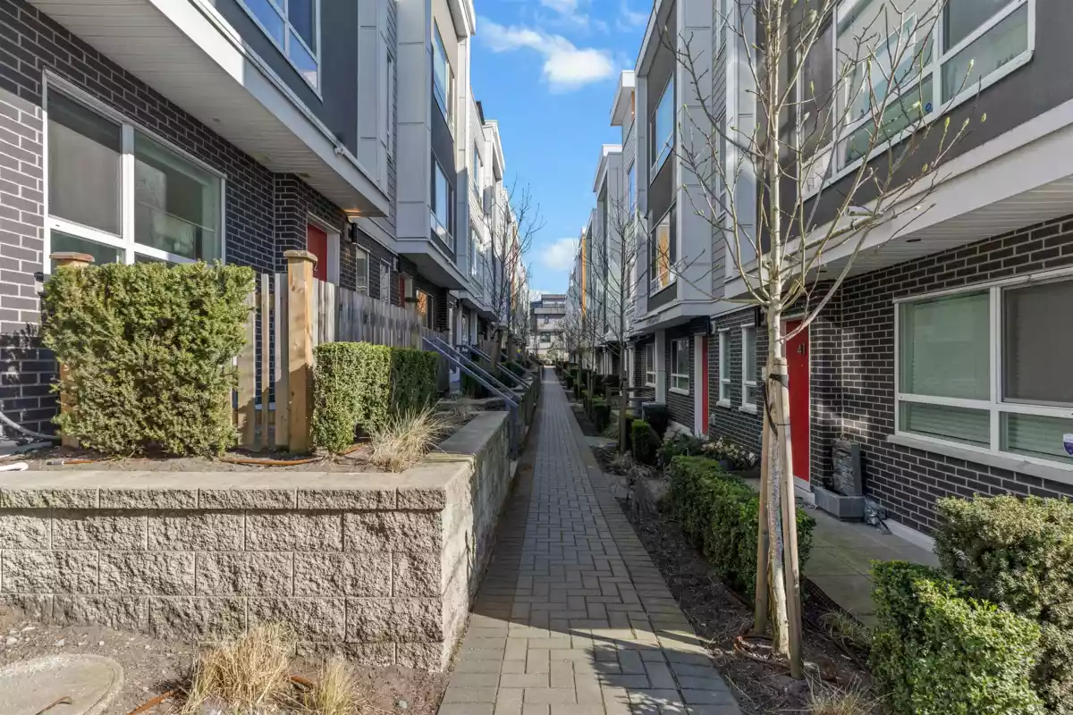 Outdoor Patio Photo of 22 19628 55a Avenue, Langley, BC