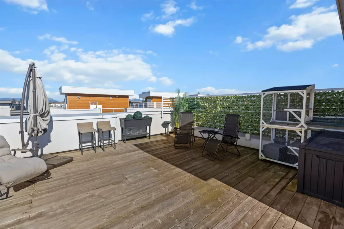 Primary Bathroom Photo of 22 19628 55a Avenue, Langley, BC