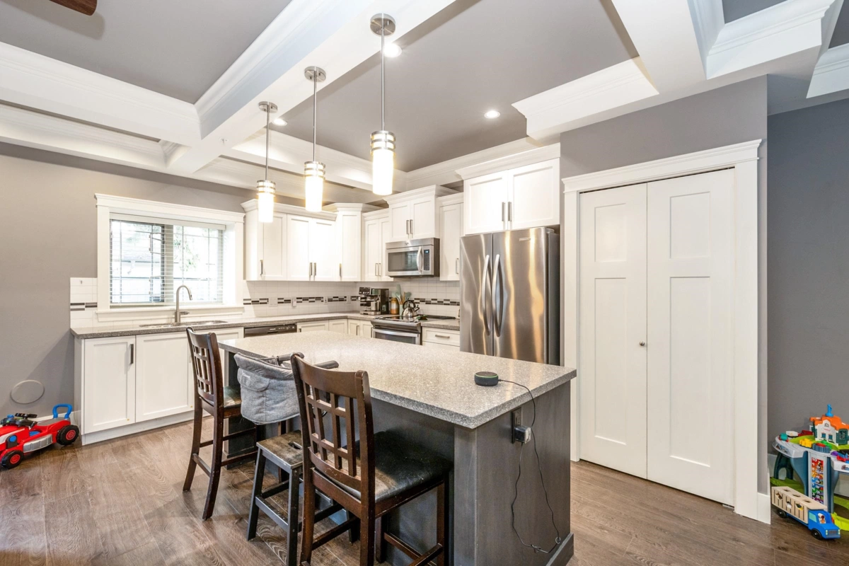 Kitchen Island Photo of 30 19095 Mitchell Road, Pitt Meadows, BC