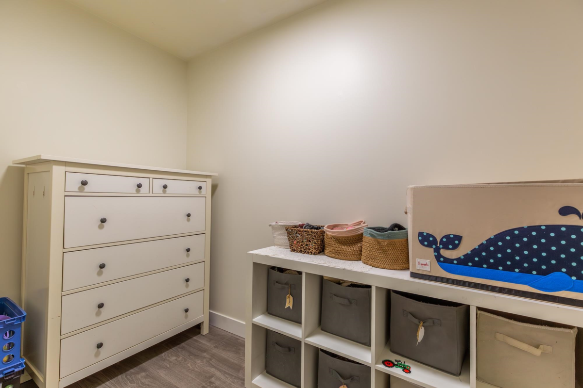 Bedroom 3 Photo of 230 27358 32 Avenue, Langley, BC