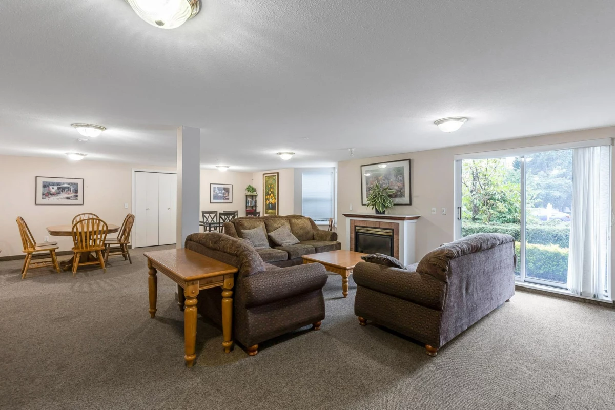 Entry Foyer Photo of 230 27358 32 Avenue, Langley, BC