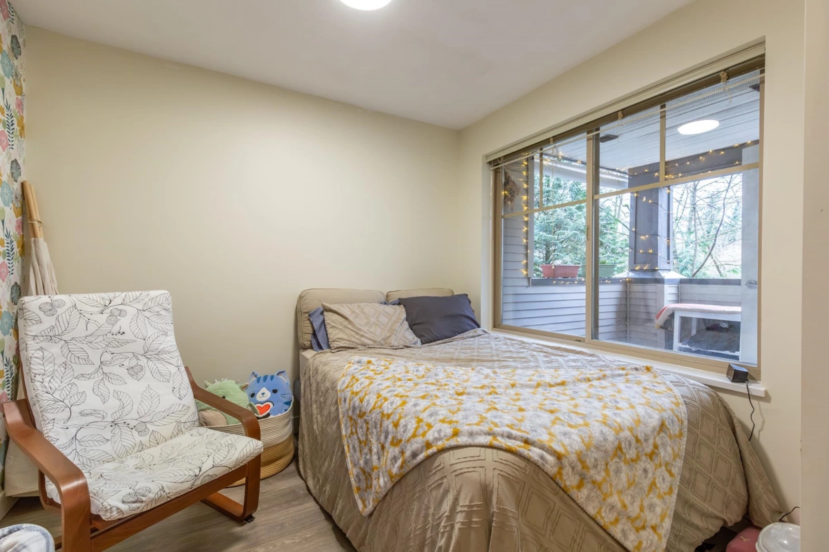 Guest Bathroom Photo of 230 27358 32 Avenue, Langley, BC