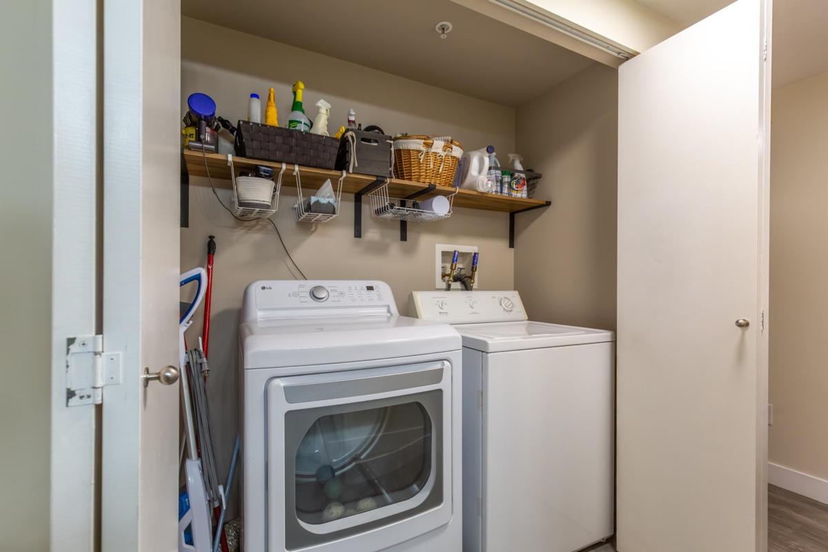 Powder Room Photo of 230 27358 32 Avenue, Langley, BC