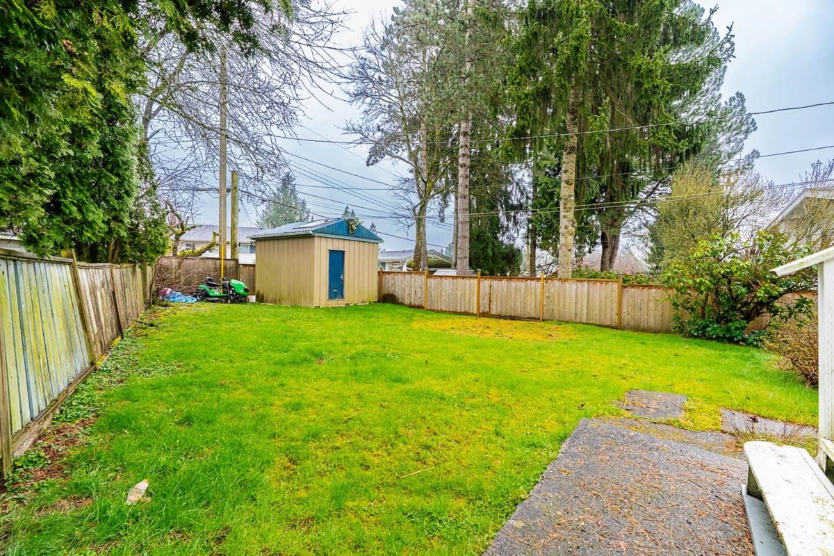 Backyard Photo of 15058 Robin Crescent, Surrey, BC