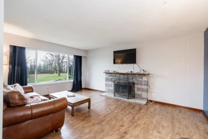 15058 Robin Crescent, Surrey, BC