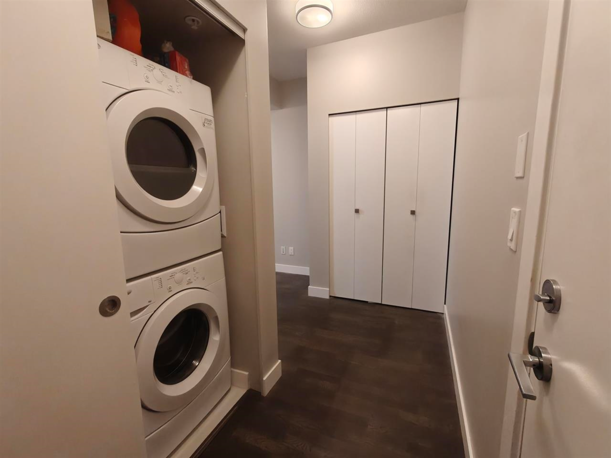 Front Yard Photo of 212 10155 River Drive, Richmond, BC