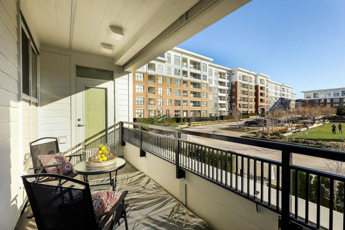 Entry Foyer Photo of b220 8150 207 Street, Langley, BC