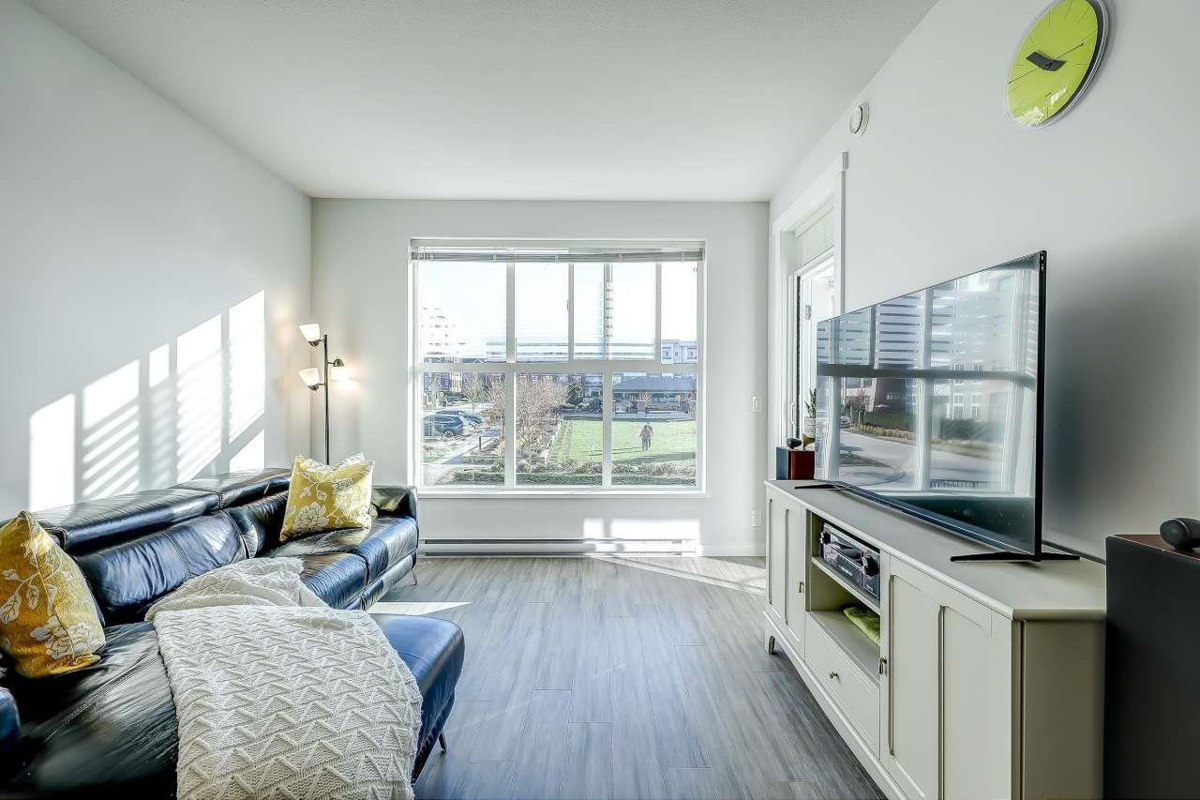 Primary Bathroom Photo of b220 8150 207 Street, Langley, BC