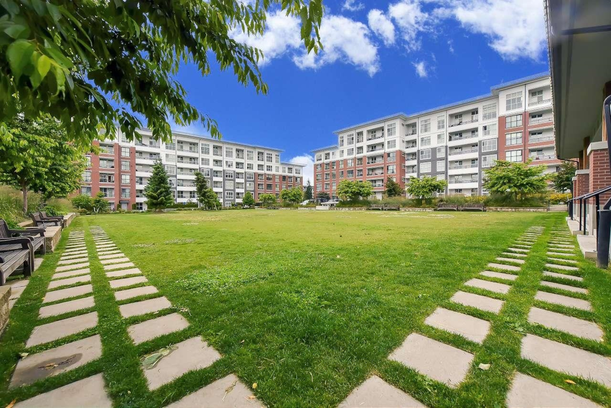 Swimming Pool Photo of b220 8150 207 Street, Langley, BC