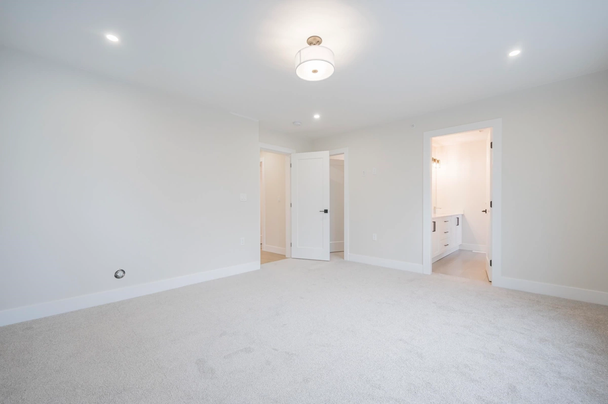 Basement Recreation Room Photo of 20516 76a Avenue, Langley, BC