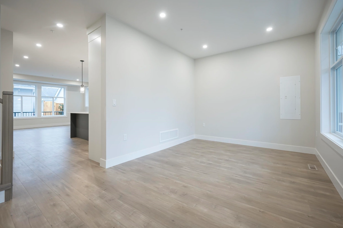 Living Room Photo of 20516 76a Avenue, Langley, BC