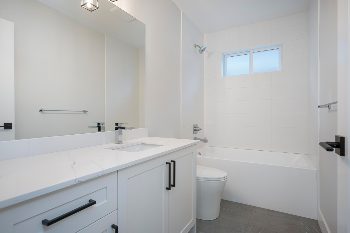 Outdoor Deck Photo of 20516 76a Avenue, Langley, BC