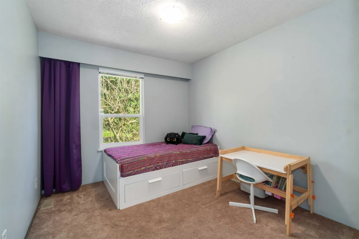 Entry Foyer Photo of 130 9061 Horne Street, Burnaby, BC