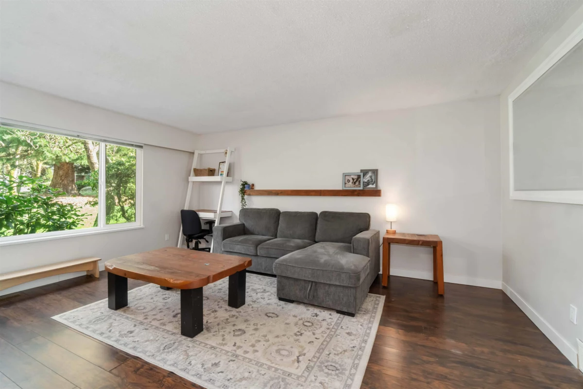 Kitchen Photo of 130 9061 Horne Street, Burnaby, BC