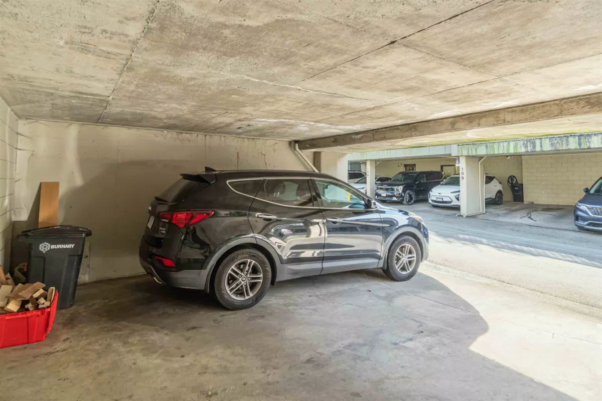Outdoor Kitchen Photo of 130 9061 Horne Street, Burnaby, BC