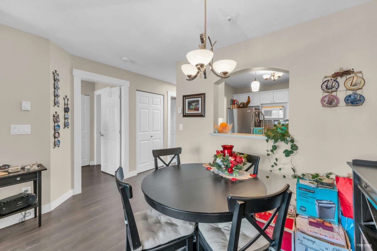 Bedroom 3 Photo of 403 2970 Princess Crescent, Coquitlam, BC