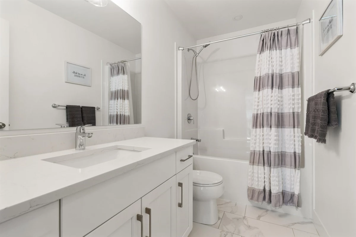 Mudroom Photo of B 50249 Luna Place, Chilliwack, BC