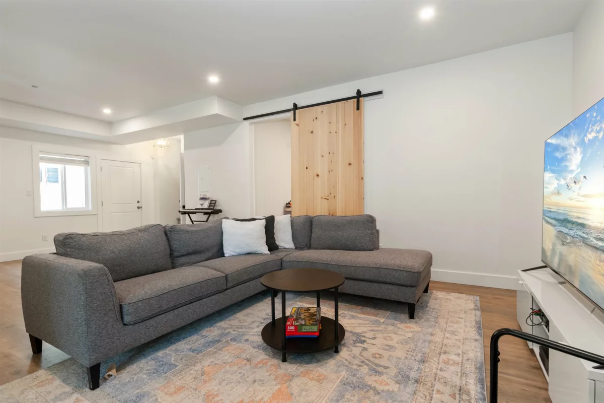 Staircase Photo of B 50249 Luna Place, Chilliwack, BC