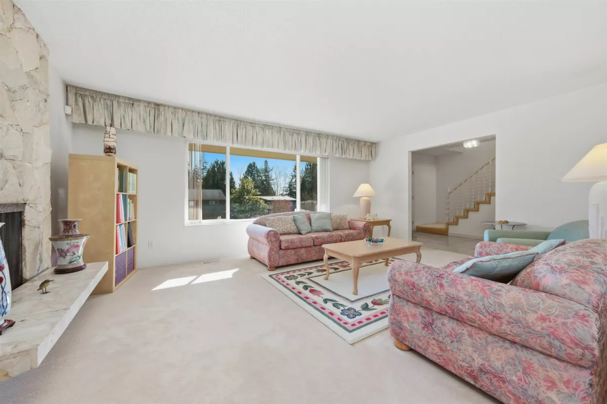 Dining Area Photo of 2716 Byron Road, North Vancouver, BC