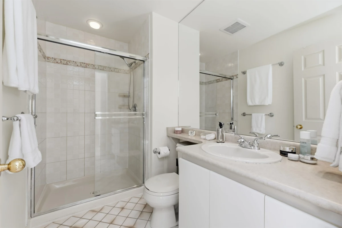 Mudroom Photo of 2716 Byron Road, North Vancouver, BC