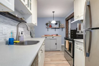 314 170 E 3rd Street, North Vancouver, BC