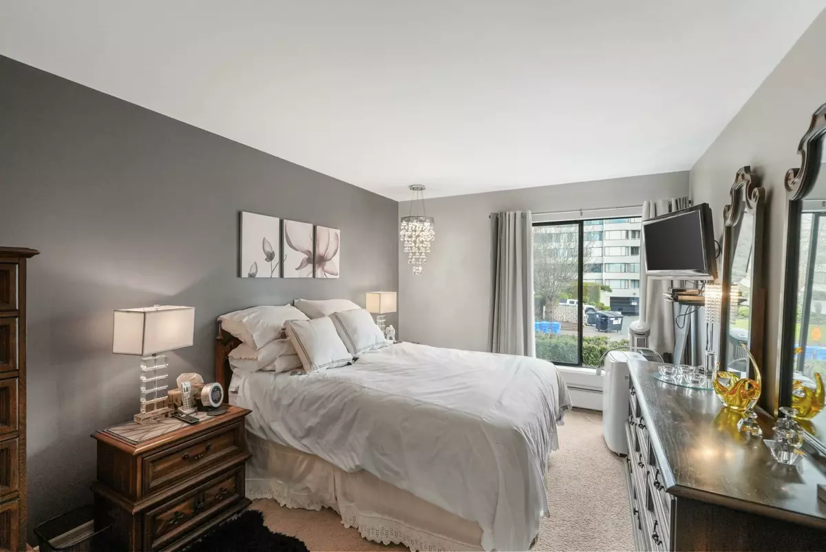 Pantry Photo of 308 1437 Foster Street, White Rock, BC