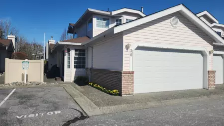 30 9168 Fleetwood Way, Surrey, BC, Surrey — Townhouse for sale