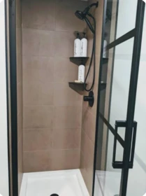 Guest Bathroom Photo of 46913 Laurel Place, Mission, BC