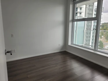 2104 3833 Evergreen Place, Burnaby, BC, Burnaby — Apartment/Condo for sale