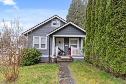 33913 Pine Street, Abbotsford, BC, Abbotsford — Single Family Residence for sale