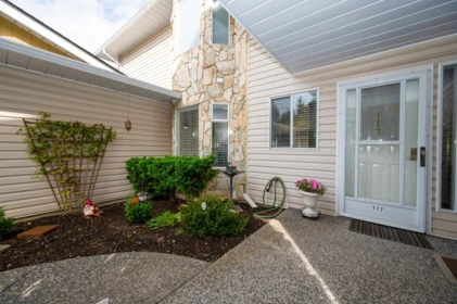117 10584 153 Street, Surrey, BC, Surrey — Townhouse for sale