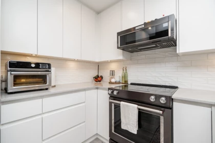 Kitchen Photo of 1206 2180 Kelly Avenue, Port Coquitlam, BC