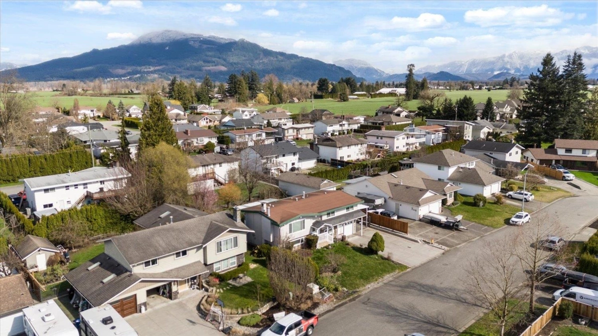 Exterior Rear Photo of 46675 Osborne Road, Chilliwack, BC