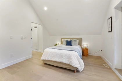 Laundry Room Photo of 1 2138 W 48th Avenue, Vancouver, BC