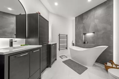 Guest Bathroom Photo of 418 1150 Quayside Drive, New Westminster, BC