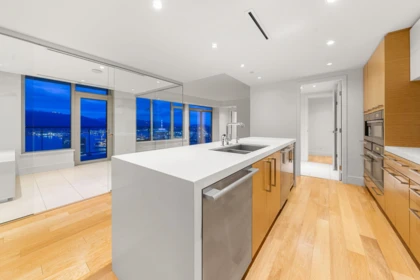 Hallway Photo of 4602 667 Howe Street, Vancouver, BC