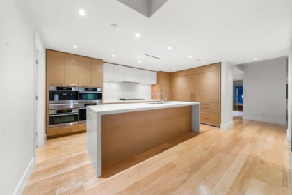 Mudroom Photo of 4602 667 Howe Street, Vancouver, BC